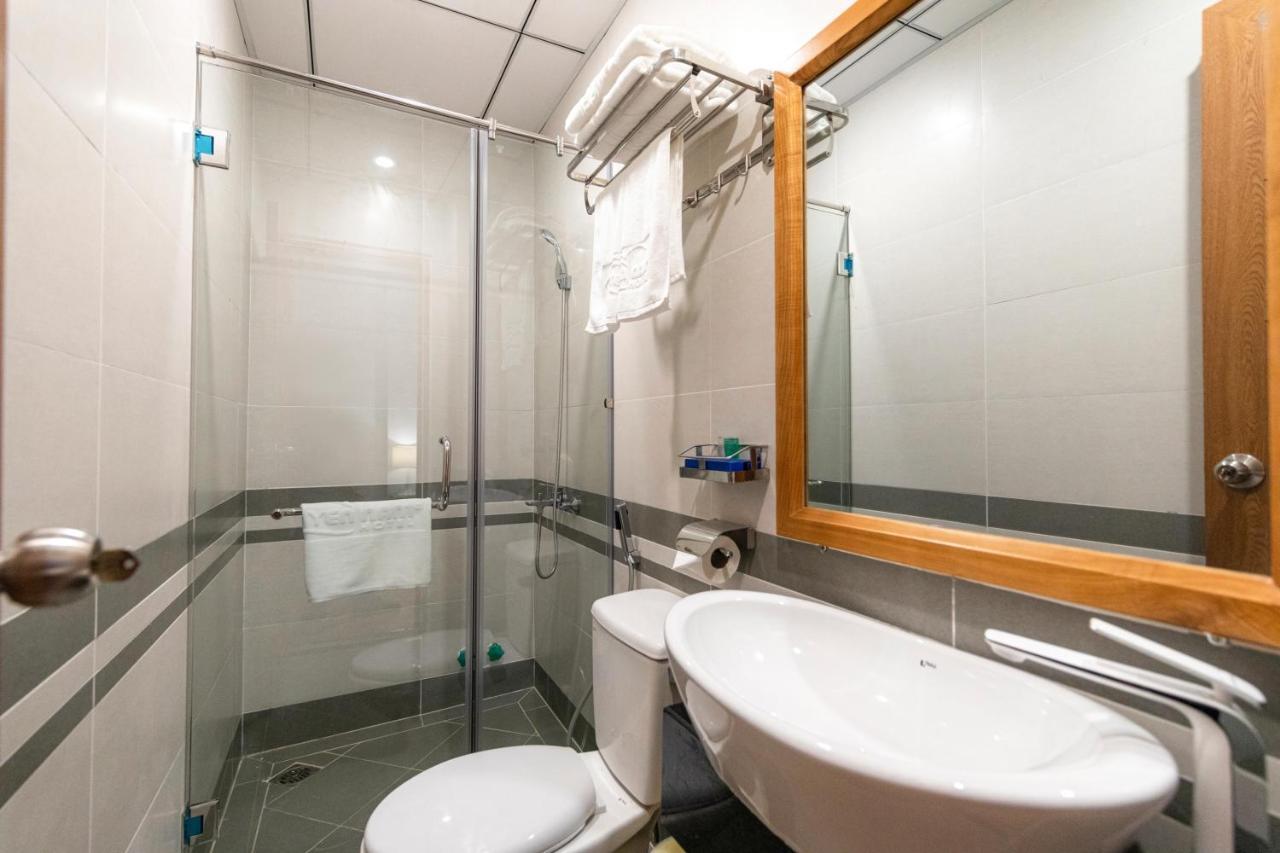 Reddoorz Yen Nam Hotel Hoang Van Thu Ho Şi Min Dış mekan fotoğraf
